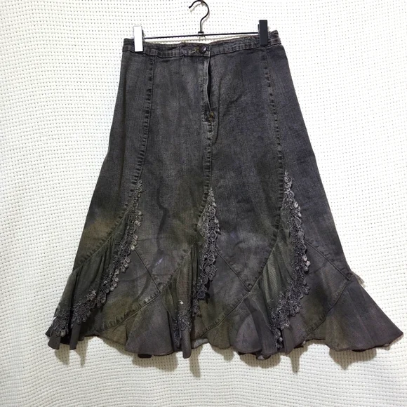 Boho Chic Handmade Dark Grey Distressed Denim Skirt with Lace Details L/XL - Picture 2 of 10